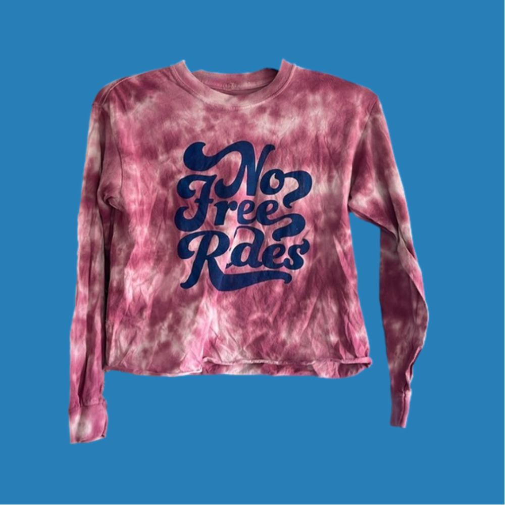 Cute No Free Rides l/s crop shirt M